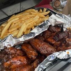 Tha Smoke Booth - Sweet heat wings