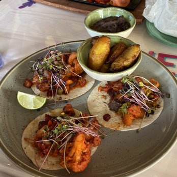 Que Chula - Veggie Tacos - Tacos Near Me - Chapel Hill, North Carolina