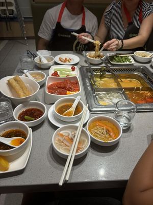 Haidilao Hot Pot Markham - 海底捞火锅 by null