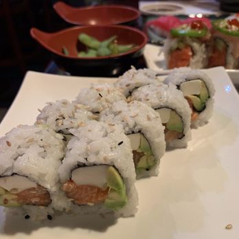 Sushi Dake - Philadelphia roll - Sushi Bars Near Me - Anaheim, California