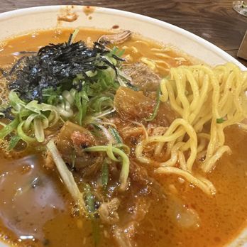 Tasteless kim chi ramen.  Avoid.