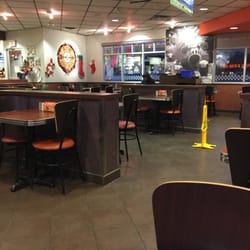 A&W - Dining area