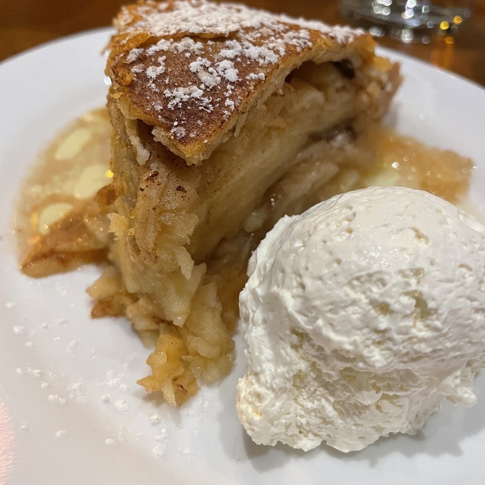 Wishbone - Apple Pie - Breakfast & Brunch Near Me - Chicago, Illinois