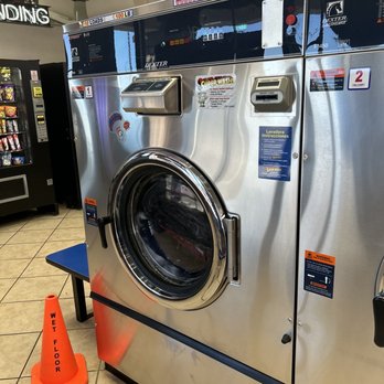Coin Less Laundry - Laundromat Near Me - Chandler, Arizona