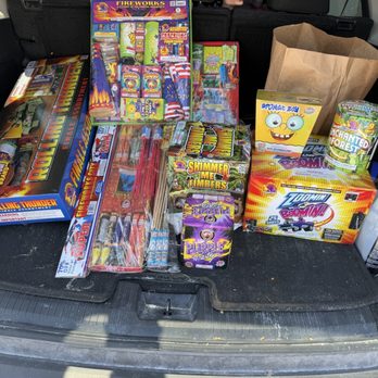 Phantom Fireworks - Fireworks Near Me - Herculaneum, Missouri Phantom Fireworks - Fireworks Near Me - Herculaneum, Missouri