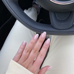 Cutie-cle Nails and Spa - Dip mani