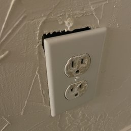 The house was down to studs. They did their own drywall, texture, etc. painted over everything. The house was down to studs. They did their own drywall, texture, etc. painted over everything.