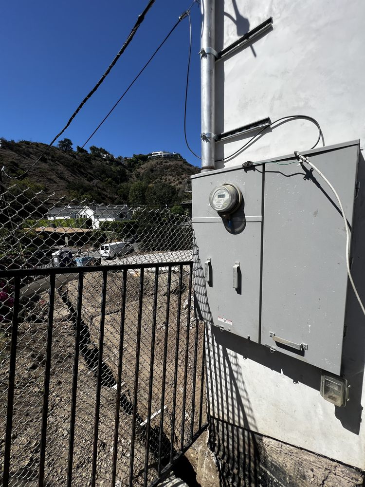 Slide of Brentwood Electrical Experts