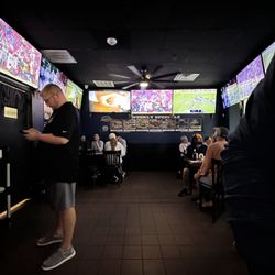 Localz Sports Bar & Grill- St Pete