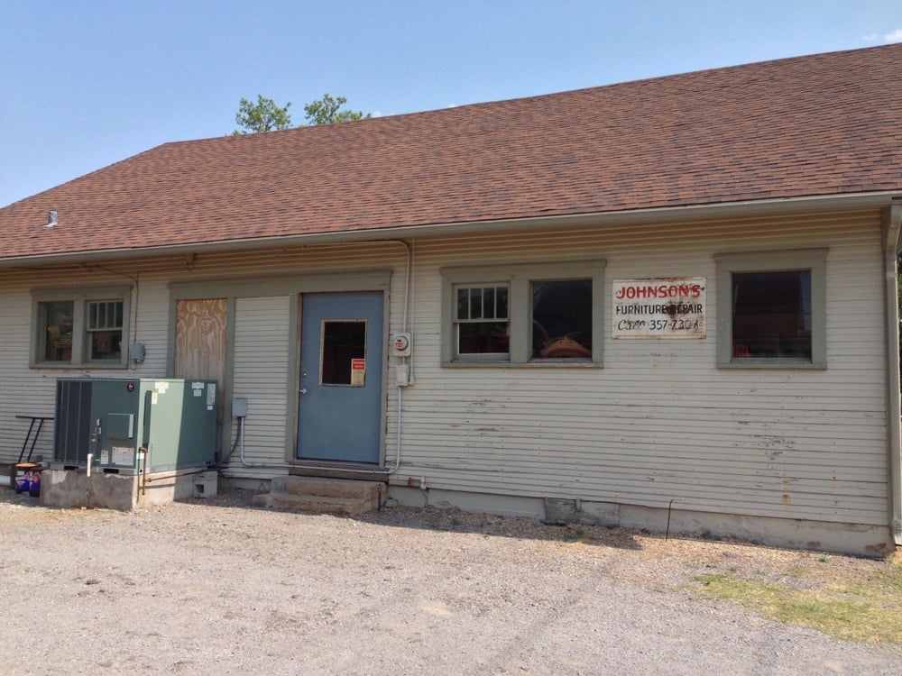 JOHNSON’S FURNITURE REPAIR & ANTIQUES Updated September 2024 915 SW