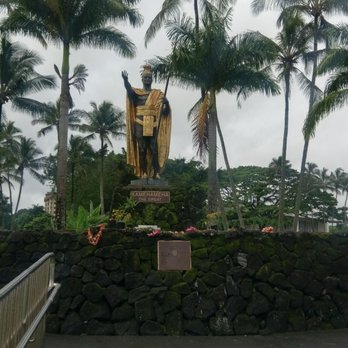 Hoppa-on Hoppa-off Bus - King Kamehameha - Tours Near Me Hoppa-on Hoppa-off Bus - King Kamehameha - Tours Near Me