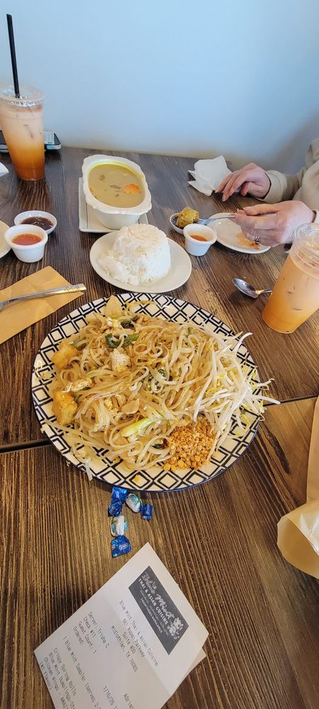 Blue Mint Thai & Asian Cuisine