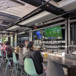 Tap & Barrel - Brentwood - Bar on the roof top