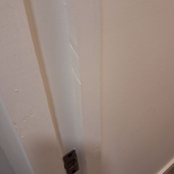 Marathon Movers and Construction - This is where he tried to rip a trim board in half. Notice the excellent saw marks from where he couldn't handle the circular saw. - Movers Near Me Marathon Movers and Construction - This is where he tried to rip a trim board in half. Notice the excellent saw marks from where he couldn't handle the circular saw. - Movers Near Me