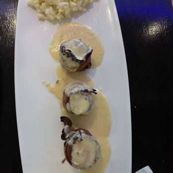 Ludal Italian Restaurant - Scallops wrapped in bacon - Italian Near Me - North Haven, Connecticut Ludal Italian Restaurant - Scallops wrapped in bacon - Italian Near Me - North Haven, Connecticut