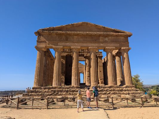 Temple of Heracles by null