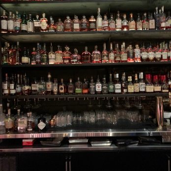 Gretel - Bar area - Cocktail Bars Near Me - Chicago, Illinois