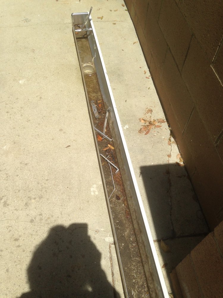 Slide of Tom Reed Roofing