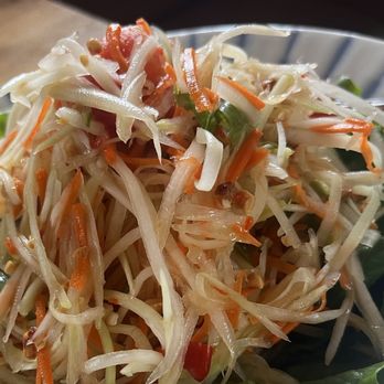 JIA Asian Street Kitchen - Papaya salad medium spicy - Pan Asian Near Me - Bend, Oregon JIA Asian Street Kitchen - Papaya salad medium spicy - Pan Asian Near Me - Bend, Oregon