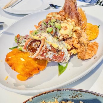 CVI.CHE 105 - Fried Whole Snapper Special - Peruvian Near Me - Miami, Florida CVI.CHE 105 - Fried Whole Snapper Special - Peruvian Near Me - Miami, Florida
