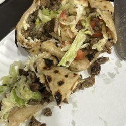 Taqueria El Rinconsito Del Taco - Inside of the tacó pirata ‍ meat so tender