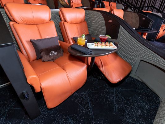 IPIC Theaters by null