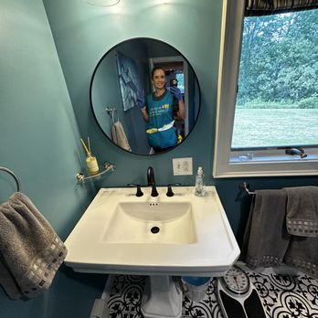 We Can Help Cleaning - Home Cleaning Near Me We Can Help Cleaning - Home Cleaning Near Me