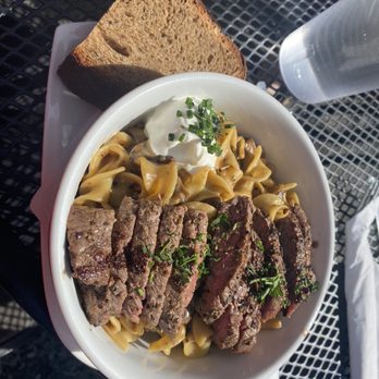Simple Eatery - Steak Stroganoff - Half - Bakeries Near Me - Buena Vista, Colorado
