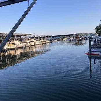 Calhoun's - Deck view - Barbeque Near Me - Lenoir City, Tennessee