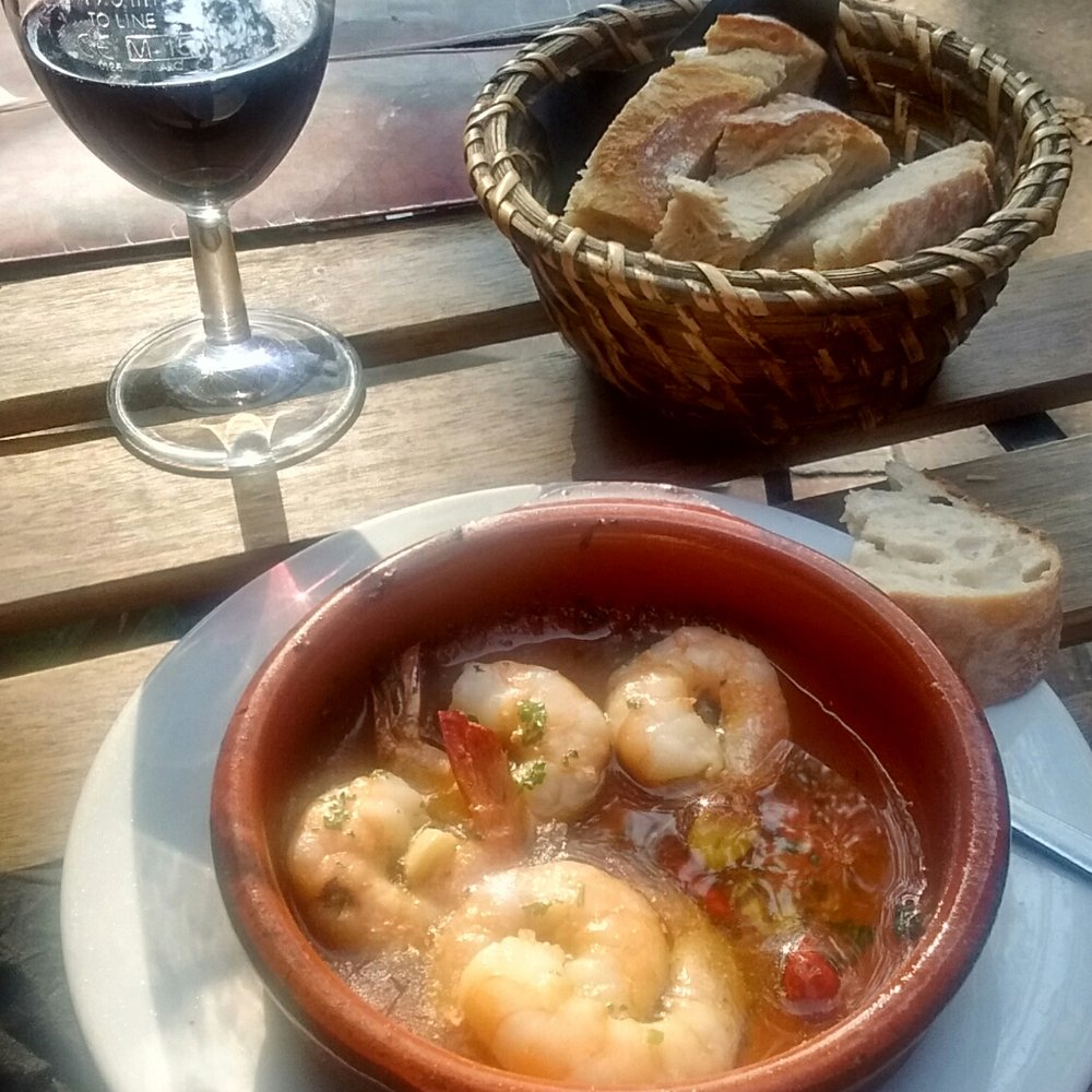 Jamon Jamon Soho - Gambas ajillo, prawns sizzling with chilli, garlic, olive oil - Tapas/Small Plates Near Me - London, XGL