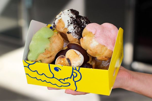 Beard Papa's by null