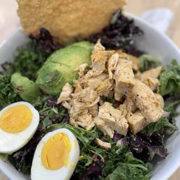 PROTEIN AVOCADO CRISP SALAD