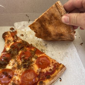Capri Pizza - Great crust and not too thin. - Pizza Near Me - Middleburg Heights, Ohio