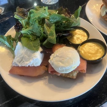H Cafe - Eggs Benedict & Mixed Greens - Breakfast & Brunch Near Me - Los Angeles, California H Cafe - Eggs Benedict & Mixed Greens - Breakfast & Brunch Near Me - Los Angeles, California