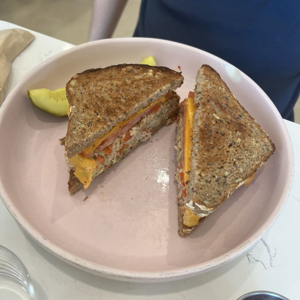 Jackie Smalls - Tuna Melt Sandwich - Breakfast & Brunch Near Me - Wayne, New Jersey