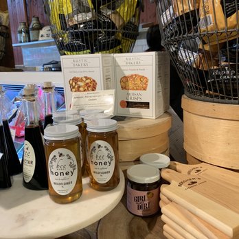 Beecher's Handmade Cheese - Cheese Shops Near Me - Seattle, Washington