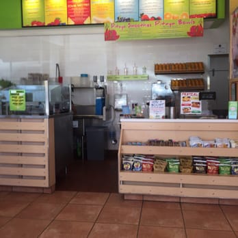 Fruitthies - Cute and clean place.  Kind of feel like a Jamba Juice. - Juice Bars & Smoothies Near Me - Costa Mesa, California