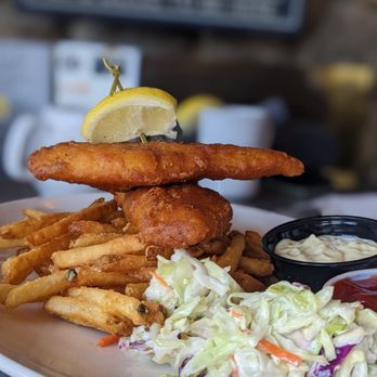 Turtle Bay Pub - Fish and chips - Pubs Near Me - Winfield, British Columbia Turtle Bay Pub - Fish and chips - Pubs Near Me - Winfield, British Columbia