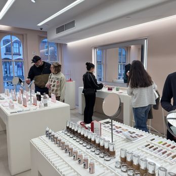 Glossier - Cosmetics & Beauty Supply Near Me - Washington, DC, District of Columbia