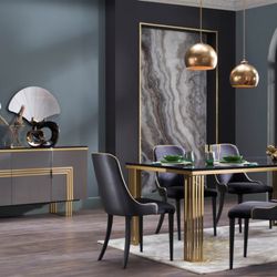 United Furniture - Coming stock