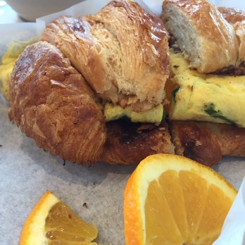 Basecamp Dinette - Upclose and personal - Coffee & Tea Near Me - Burbank, California