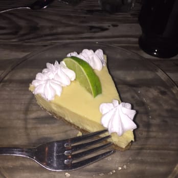 Breakwater Restaurant - Key Lime pie made in house - Seafood Near Me - Hatteras, North Carolina