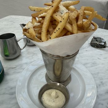 RH Rooftop Restaurant at RH West Palm - Truffle fries - Wine Bars Near Me - West Palm Beach, Florida RH Rooftop Restaurant at RH West Palm - Truffle fries - Wine Bars Near Me - West Palm Beach, Florida