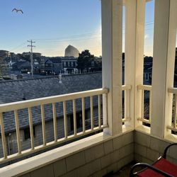 Sea Breeze Court - The view!