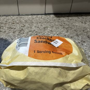 Kwik Trip - Crispy Chicken Sandwich - Gas Stations Near Me - Pleasant Prairie, Wisconsin