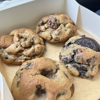 La Bonbonniere Bakery - Bakeries Near Me - Charlotte, North Carolina