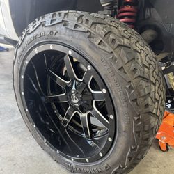 Villa Rica Tires