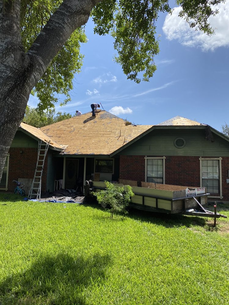 Slide of Above Quality Roofing