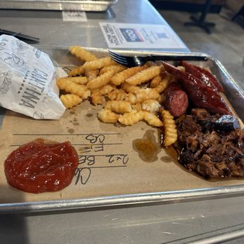 4 Rivers Smokehouse - 2x2 with brisket sausage and fries - Barbeque Near Me - Orlando, Florida 4 Rivers Smokehouse - 2x2 with brisket sausage and fries - Barbeque Near Me - Orlando, Florida