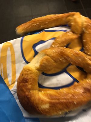 Auntie Anne's by null